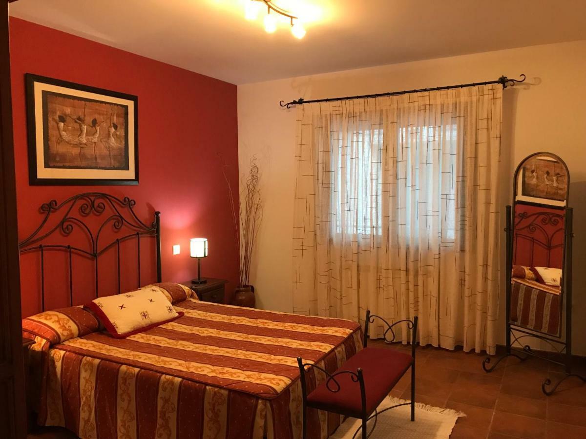 Zarzuela del Pinar Casa Rural La Ibienza מראה חיצוני תמונה
